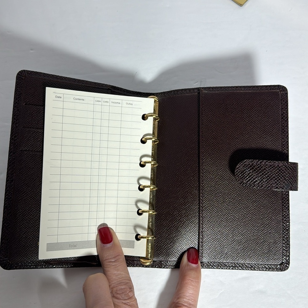 Authentic Louis Vuitton agenda in brown leather - project piece - Picture 8 of 12